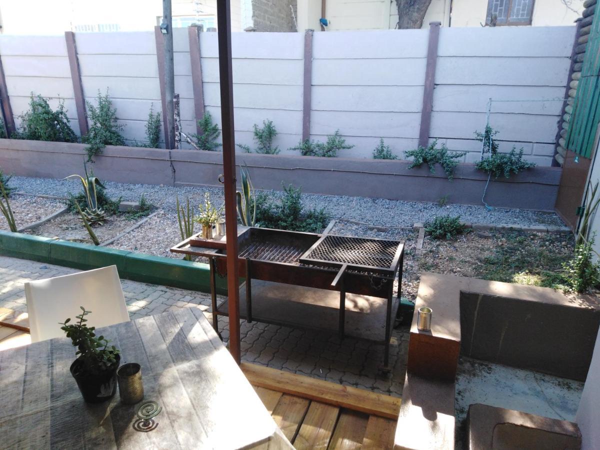 Xenia Bed & Breakfast Windhoek Exterior foto