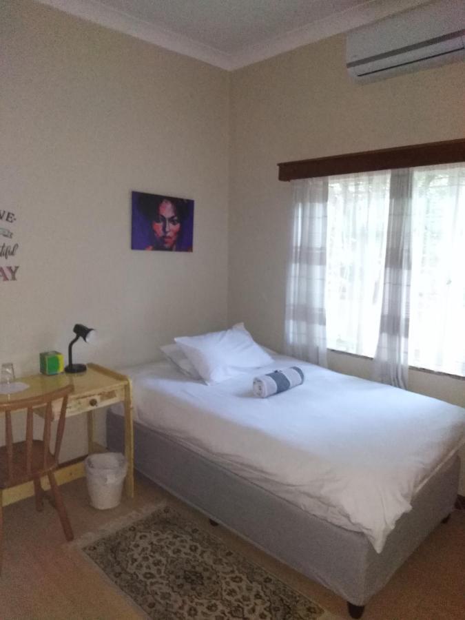 Xenia Bed & Breakfast Windhoek Exterior foto
