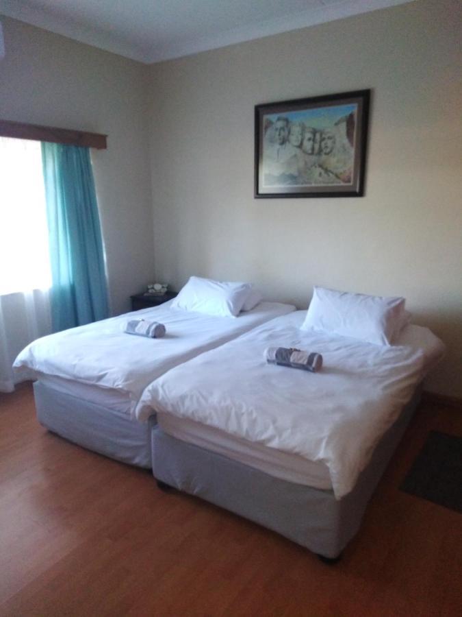 Xenia Bed & Breakfast Windhoek Exterior foto