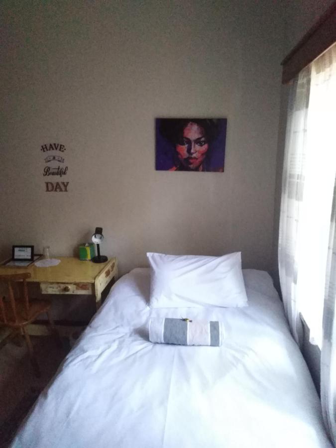 Xenia Bed & Breakfast Windhoek Exterior foto