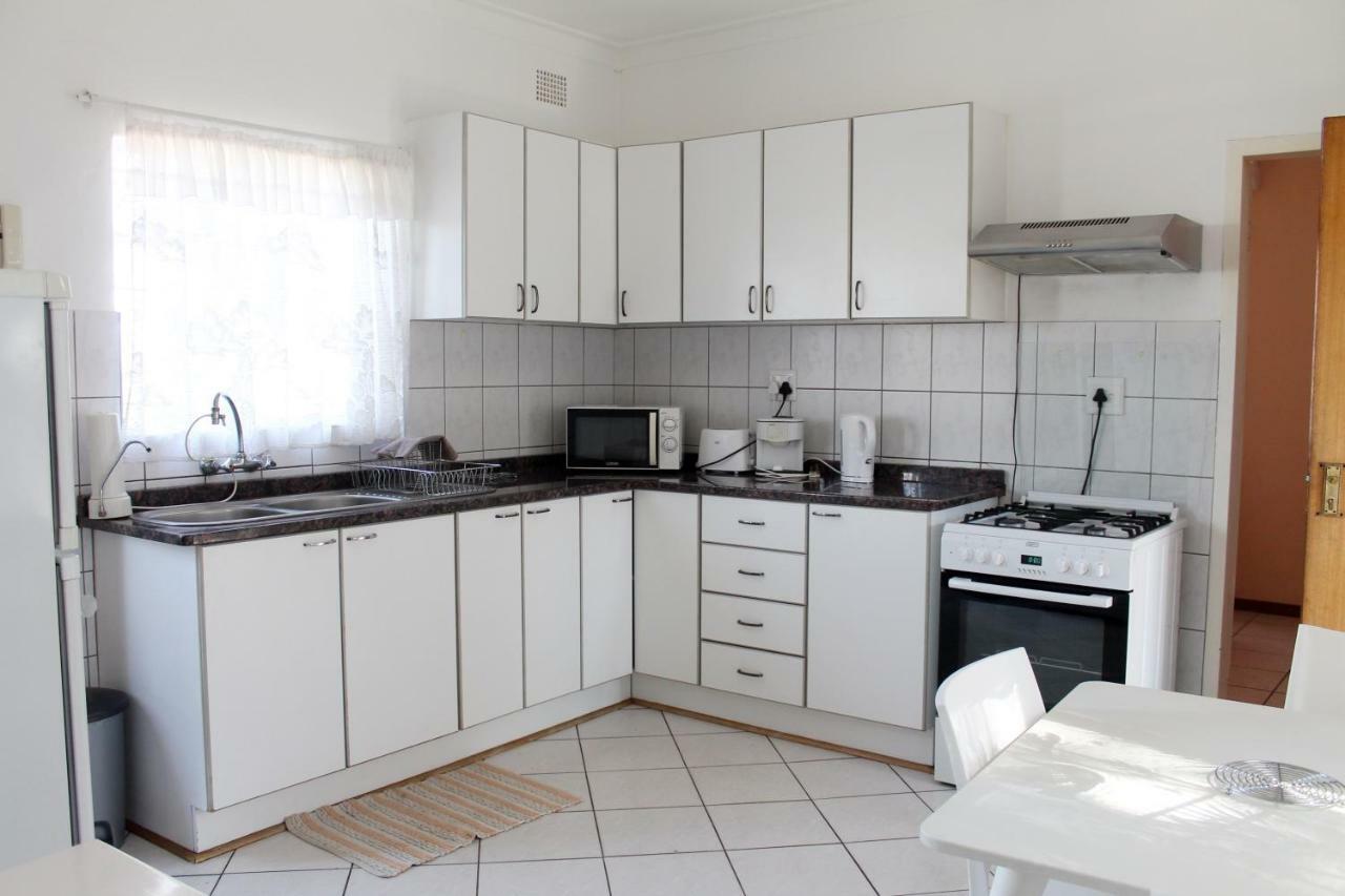 Xenia Bed & Breakfast Windhoek Exterior foto