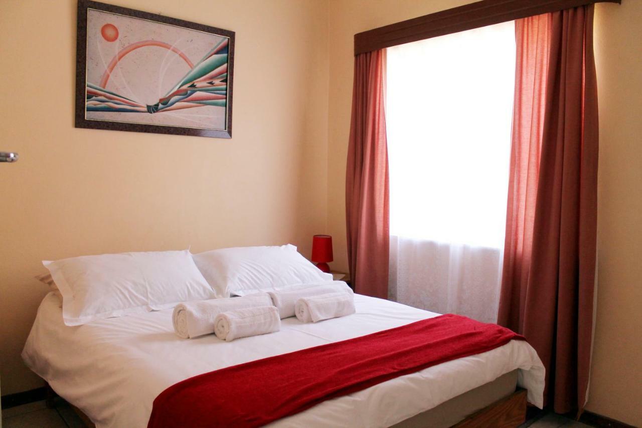 Xenia Bed & Breakfast Windhoek Exterior foto